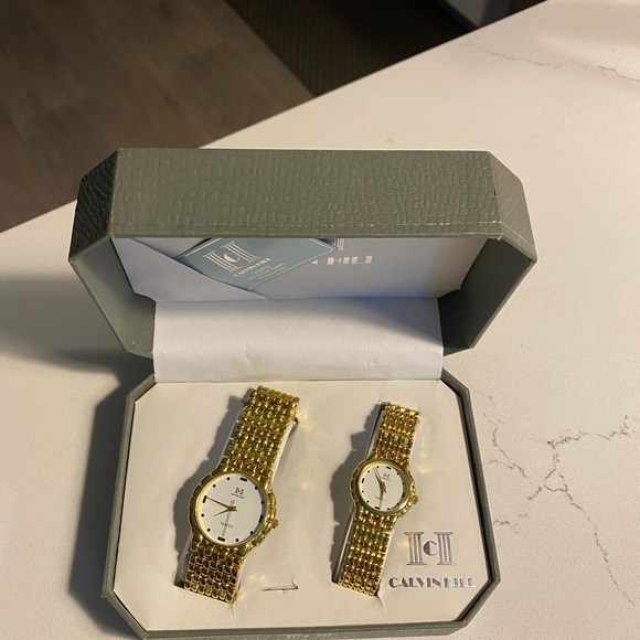 New Quartz Brand Couple Set Watches - Picture 3 of 6